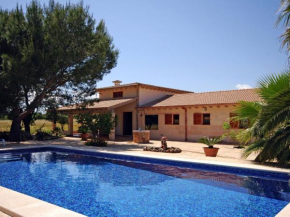 Modern country house with pool and mountain views 2 km from the sea